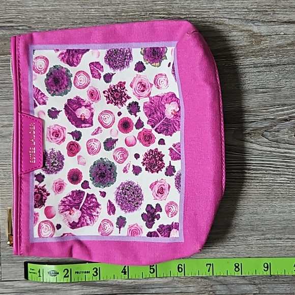 Estee Lauder make up/cosmetic bag bundle - Picture 2 of 7